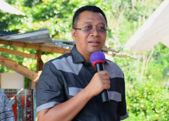 Pembangunan Masjid Pusaka Almuttaqin, Pemprov NTB Salurkan 1000 sak smen