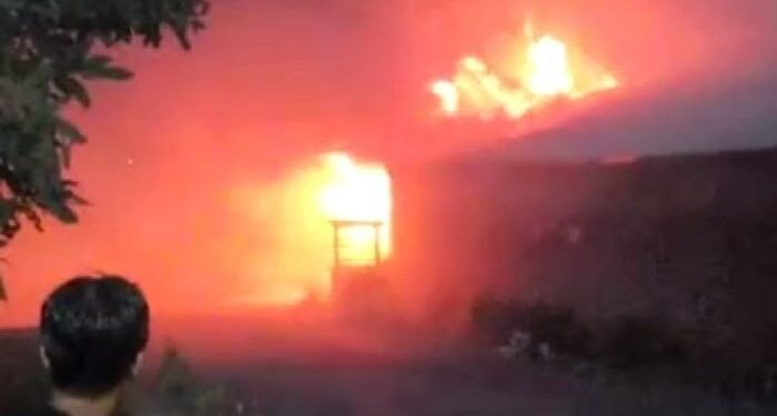 Kebakaran Rumah di Paok Motong