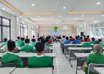 Kampanyekan Persatuan Ummat, PC HIMMAH NW LOTIM Gelar Dialog Keislaman