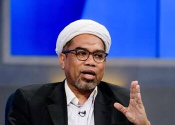 ngabalin kritik habib riziek shihab