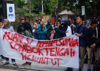 Aliansi Mahasiswa Lombok Tengah