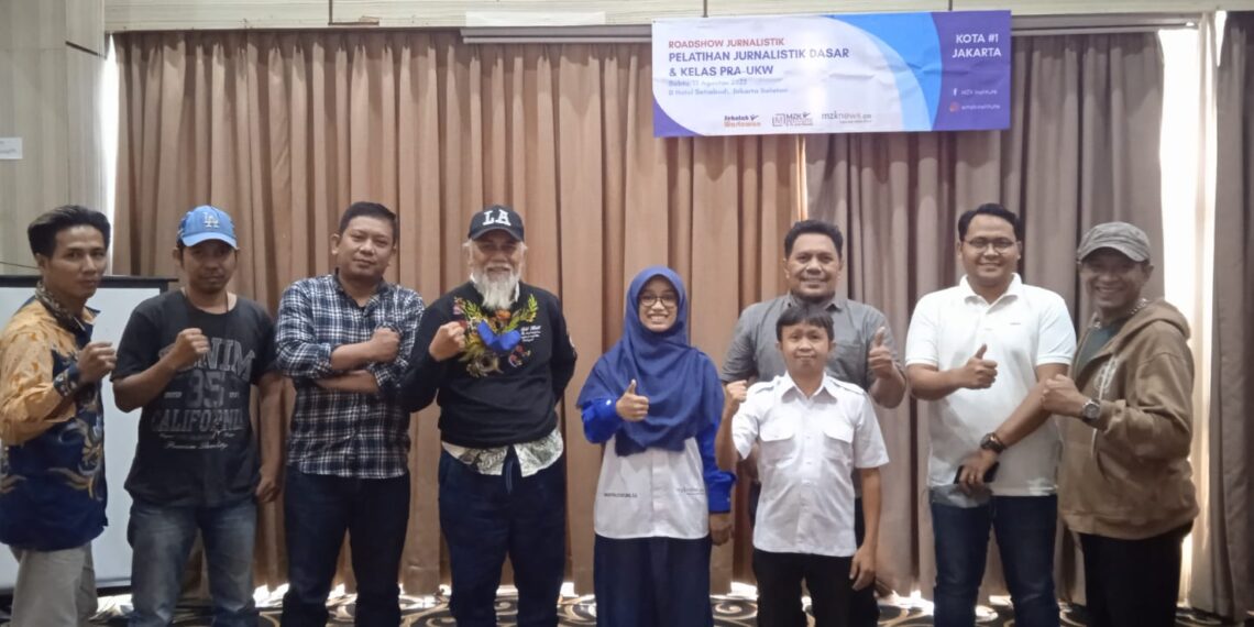 Road Show Jurnalistik MZK Institut