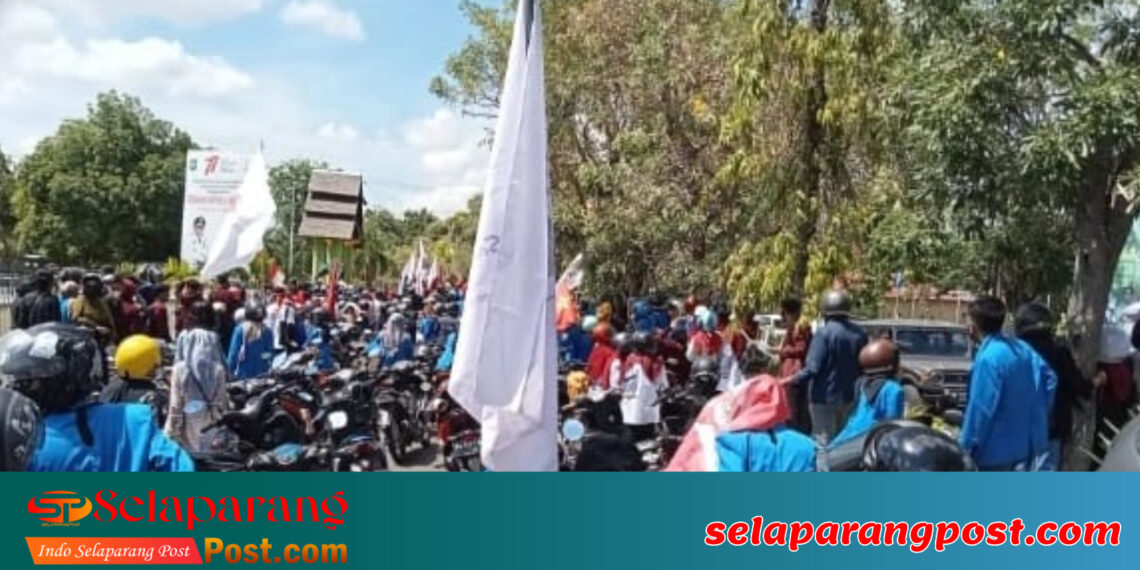 Sumbawa Menggugat