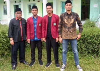 Ketua STMIK SZ NW Anjani, Apresiasi Dua Mahasiswa yang Lolos Program MSIB dan PKM