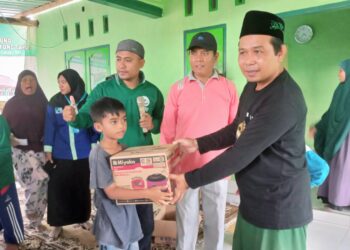 Yafama NW Gelar Jalan Sehat, Ratusan Warga Rebut Dorprize Menarik