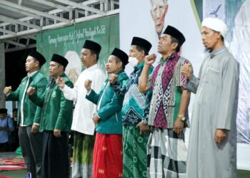 Semarak Giat Hari Pahlawan dibuka, Santri dan Warga Gelar Hiziban akbar