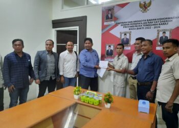 TPR Dampingi Dir. Logis NTB M. Fihirudin Laporkan Dugaan Pelanggaran Kode Etik ke BK