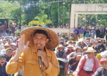 Buntut Pemecatan 3 Kawil Desa Pandan Indah, Ratusan Masa Tuntut Pertanggung Jawaban Kades