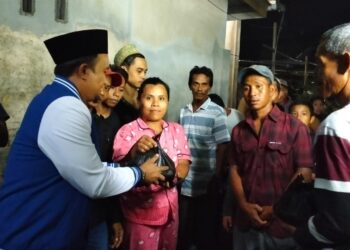 Ketua IMDI NTB Kunjungi Warga Kecamatan Ampenan Terdampak Bencana ROB Salurkan Bantuan