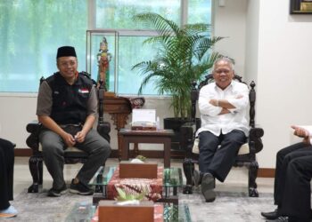 Gubernur NTB dan 10 Kepala Daerah Temui Menteri Basuki