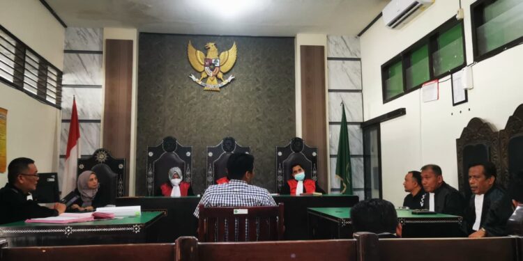 Sidang Lanjutan Kasus ITE M. Fihirudin, Saksi Meringankan Sebut Nama Farin