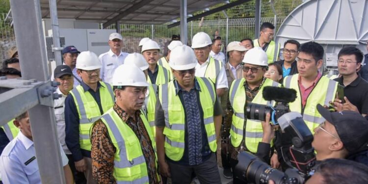 Kunker Perdana di Lombok Menteri Kominfo RI Pastikan BTS Segera Beroperasi
