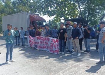 Aliansi Rakyat Menggugat (ARM) NTB Gelar Aksi Tuntut Audit BWS NT1