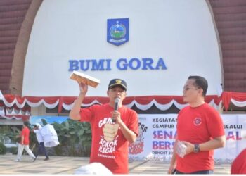 Senam Masal Bersama, Pemprov. NTB Ajak Warga Stop Penyebaran Rokok Ilegal
