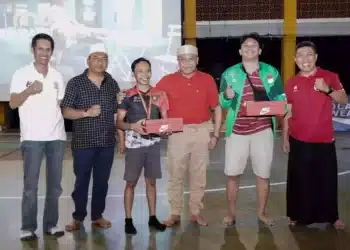 PJ Gubernur NTB Tingkatkan Semangat Olah Raga Pada Momentum Nobar U23 Indonesia VS Qatar