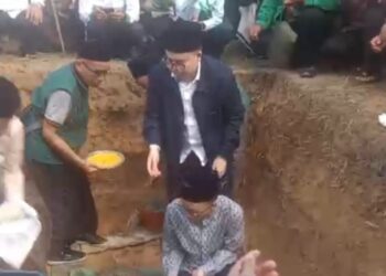 Peletakan Batu Pertama