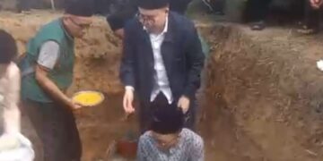 Peletakan Batu Pertama