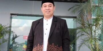 SANTRI DAN RESOLUSI JIHAD SANTRI DALAM LINTASAN LITERATUR SEJARAH