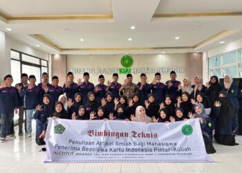 126 Mahasiswa Baru Penerima KIP-K IAI Hamzanwadi Lombok Timur IKuti Pelatihan Karya Tulis