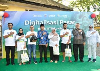 QRIS Hadir di Pasar Dasan Agung: Komitmen Bank NTB Syariah Percepat Ekonomi Digital NTB