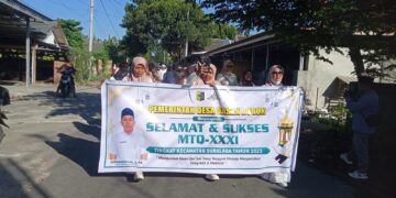Pawai Taaruf Pembukaan MTQ XXXI Kecamatan Suralaga, Antusiasme Kontingen Padati Lapangan Umum Desa Bagik Payung Selatan