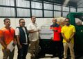 Tanggap Bencana Kebakaran Desa Adat Sade, Bank NTB Syariah Salurkan Bantuan Air Bersih dan Paket Sembako
